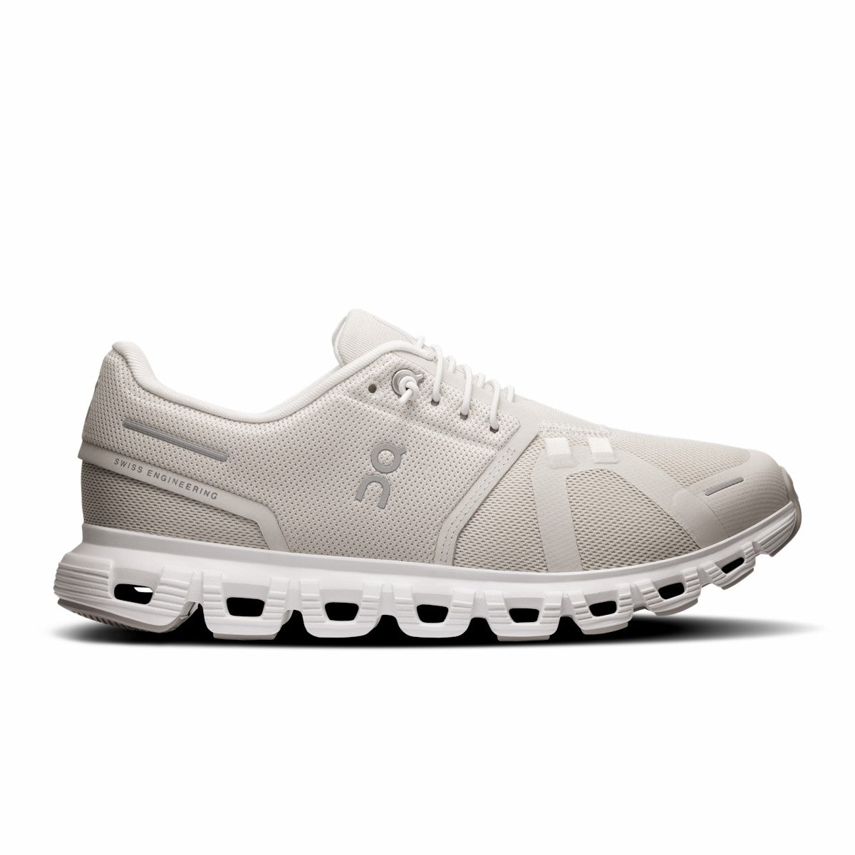 Women's Cloud 6 - Black/White